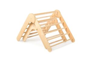 Code promo : où trouver un triangle de Pikler à prix réduit ?