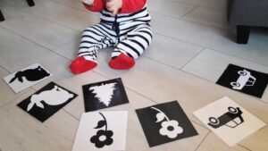 Comment intégrer le dessin noir et blanc dans le Nido Montessori ?