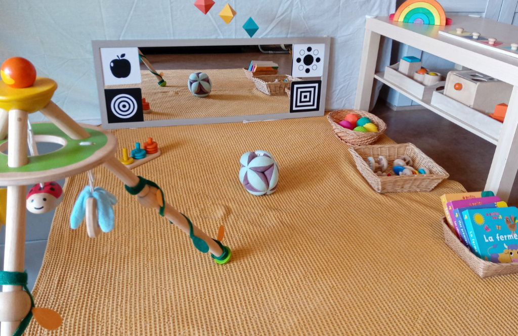 Pourquoi choisir un tapis nido Montessori pour bébé ?