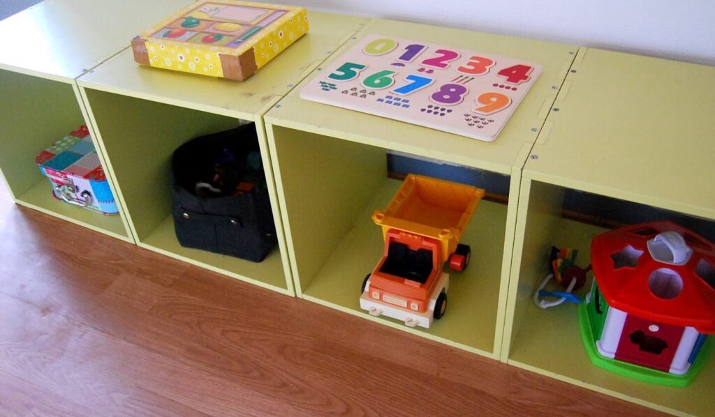 Pourquoi choisir le tour d'observation King Jouet pour votre enfant Montessori ?