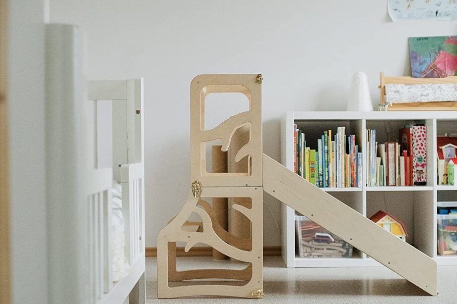 Pourquoi choisir un tour d'observation toboggan Montessori ?