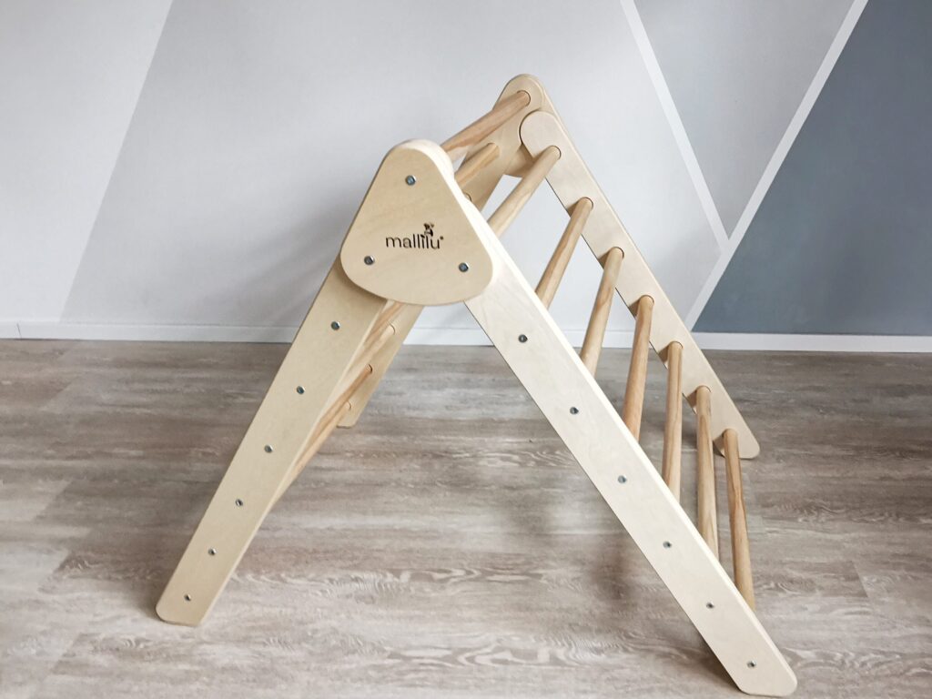 Triangle de Pikler pliable : où en trouver un bon modèle ?